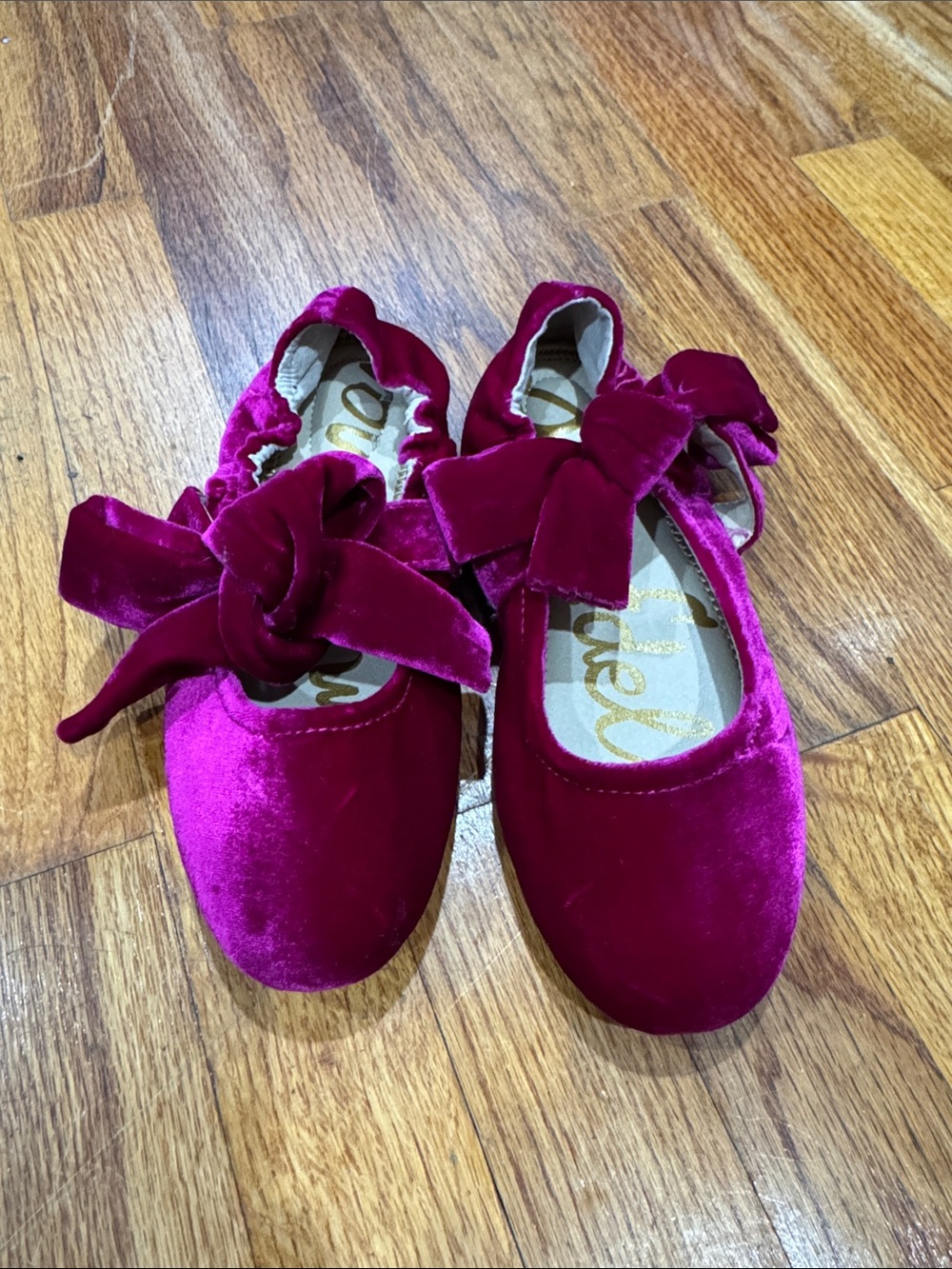 Sam Edelman Girls Velvet Bow Flats - Fuchsia